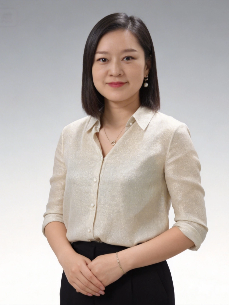 Selina - Sales Manager