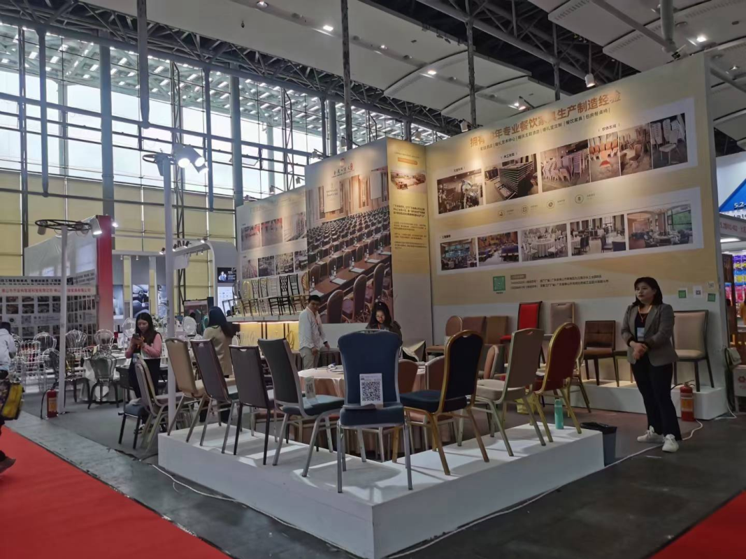 TOP FURNITURE exhibition (1)